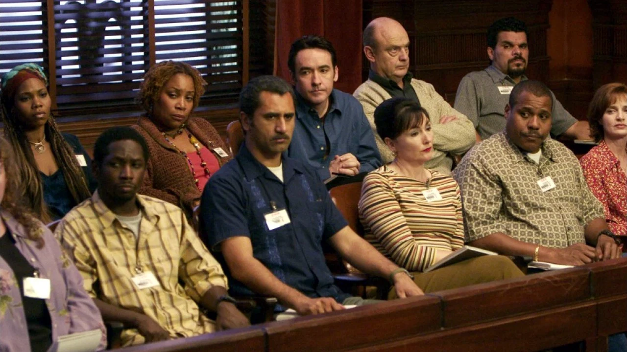 Jüri - Runaway Jury (2003) 2003, Brian Koppelman, Bruce Davison, Bruce McGill, David Levien, Dram, Dustin Hoffman, Gary Fleder, Gene Hackman, Gerilim, Jeremy Piven, John Cusack, John Grisham, Nick Searcy, Rachel Weisz, Suç
