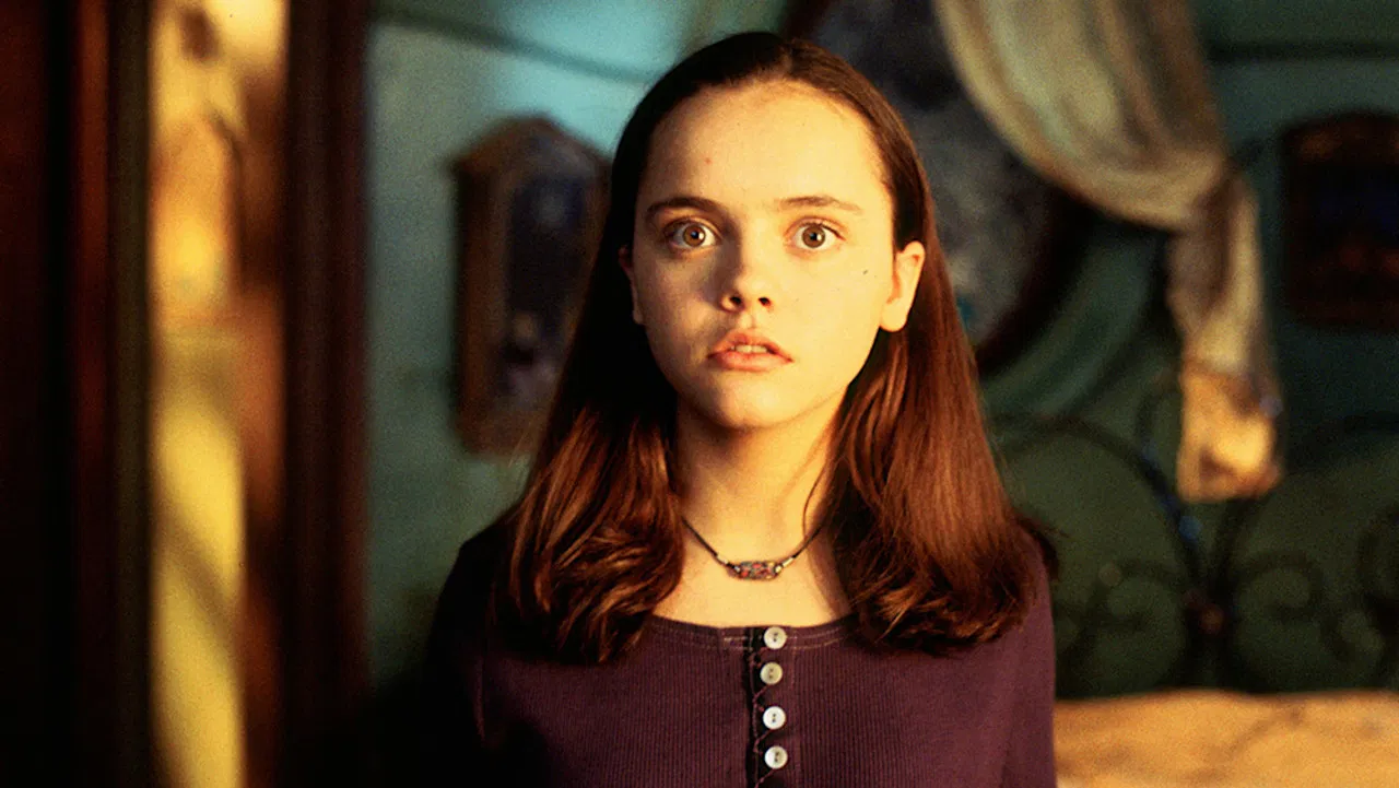 Sevimli Hayalet Casper - Casper (1995) 1995, Aile, Bill Pullman, Brad Silberling, Cathy Moriarty, Chauncey Leopardi, Christina Ricci, Deanna Oliver, Fantastik, Joseph Oriolo, Komedi, Sherri Stoner