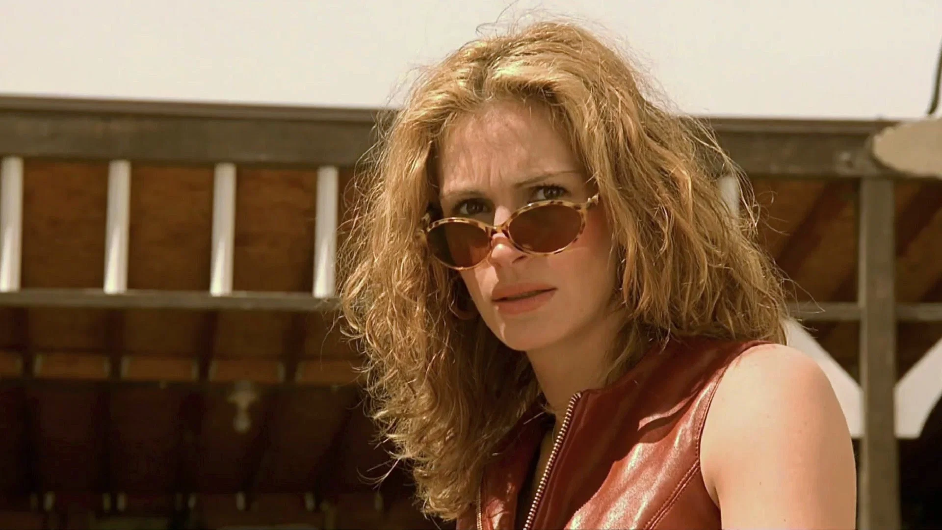 Tatlı Bela - Erin Brockovich (2000) 4 Tatlı Bela - Erin Brockovich (2000) 2000, Albert Finney, Biyografi, David Brisbin, Dawn Didawick, Dram, Julia Roberts, Steven Soderbergh, Susannah Grant, Valente Rodriguez