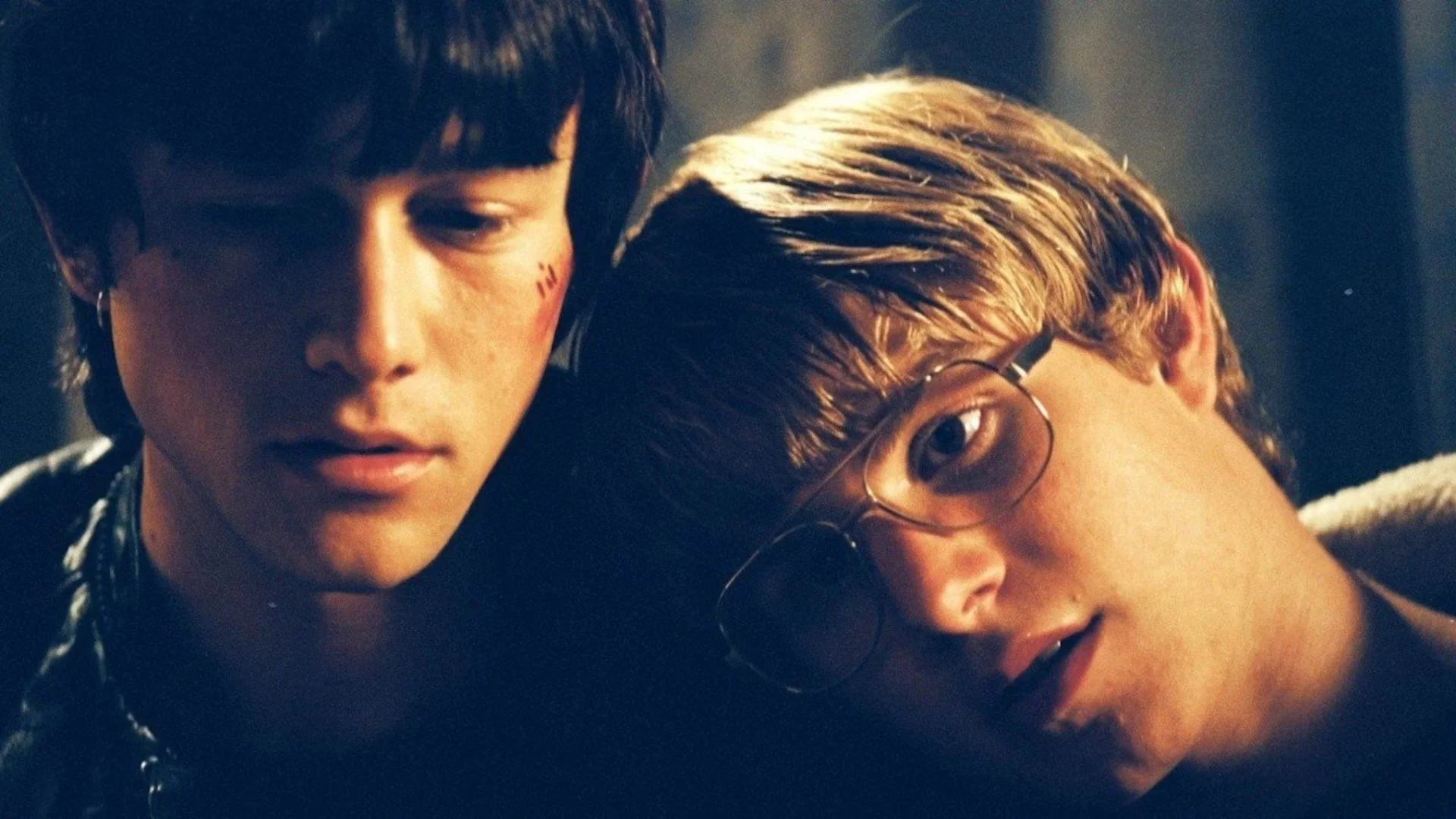 Tenin Gizemi - Mysterious Skin (2004) 2004, Brady Corbet, Chase Ellison, Dram, Elisabeth Shue, George Webster, Gregg Araki, Joseph Gordon-Levitt, Scott Heim