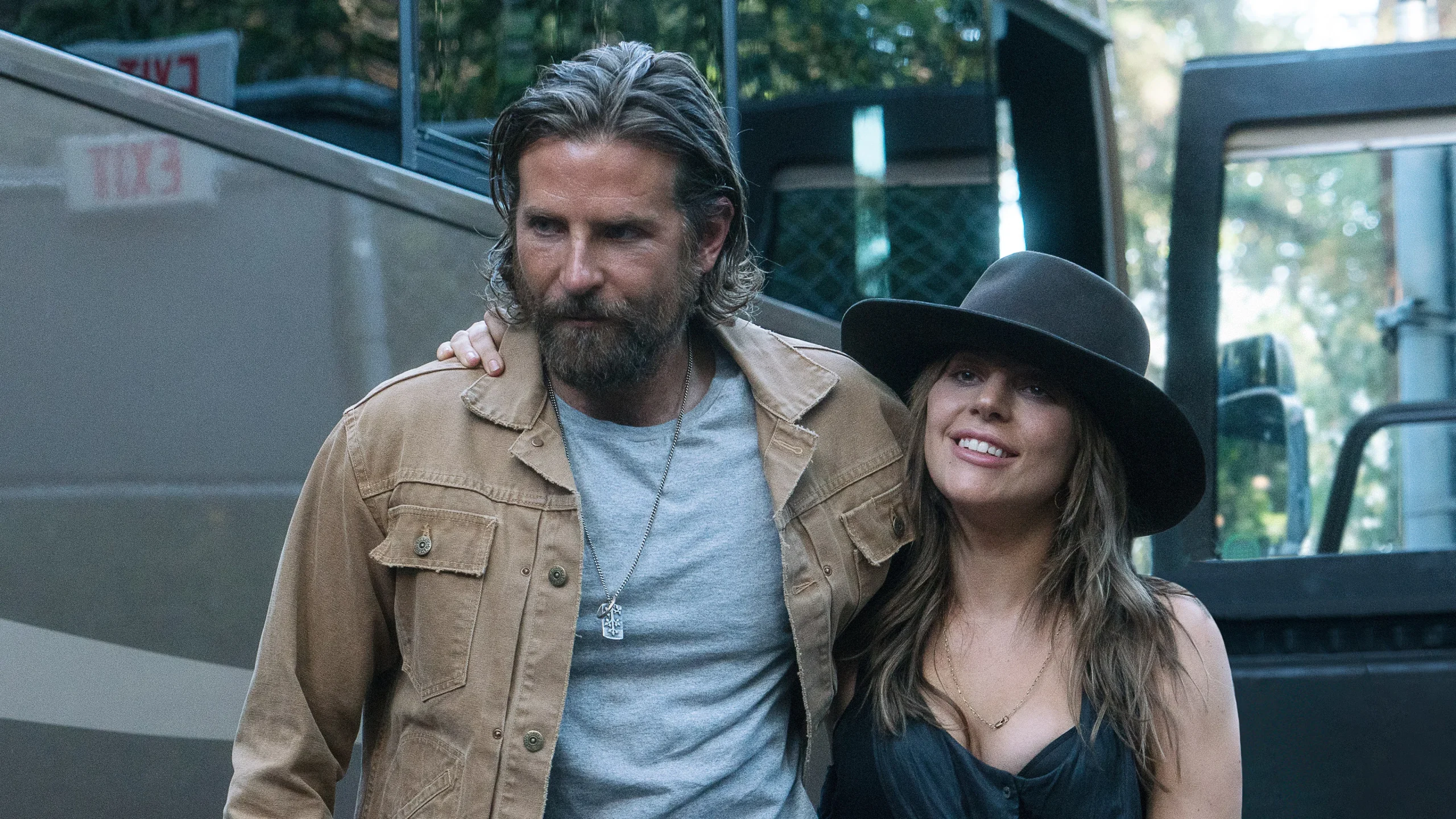Bir Yıldız Doğuyor - A Star is Born (2018) 2018, Alec Baldwin, Andrew Dice Clay, Bradley Cooper, Dave Chappelle, Dram, Eric Roth, Lady Gaga, Müzik, Rafi Gavron, Romantik, Sam Elliott, Will Fetters