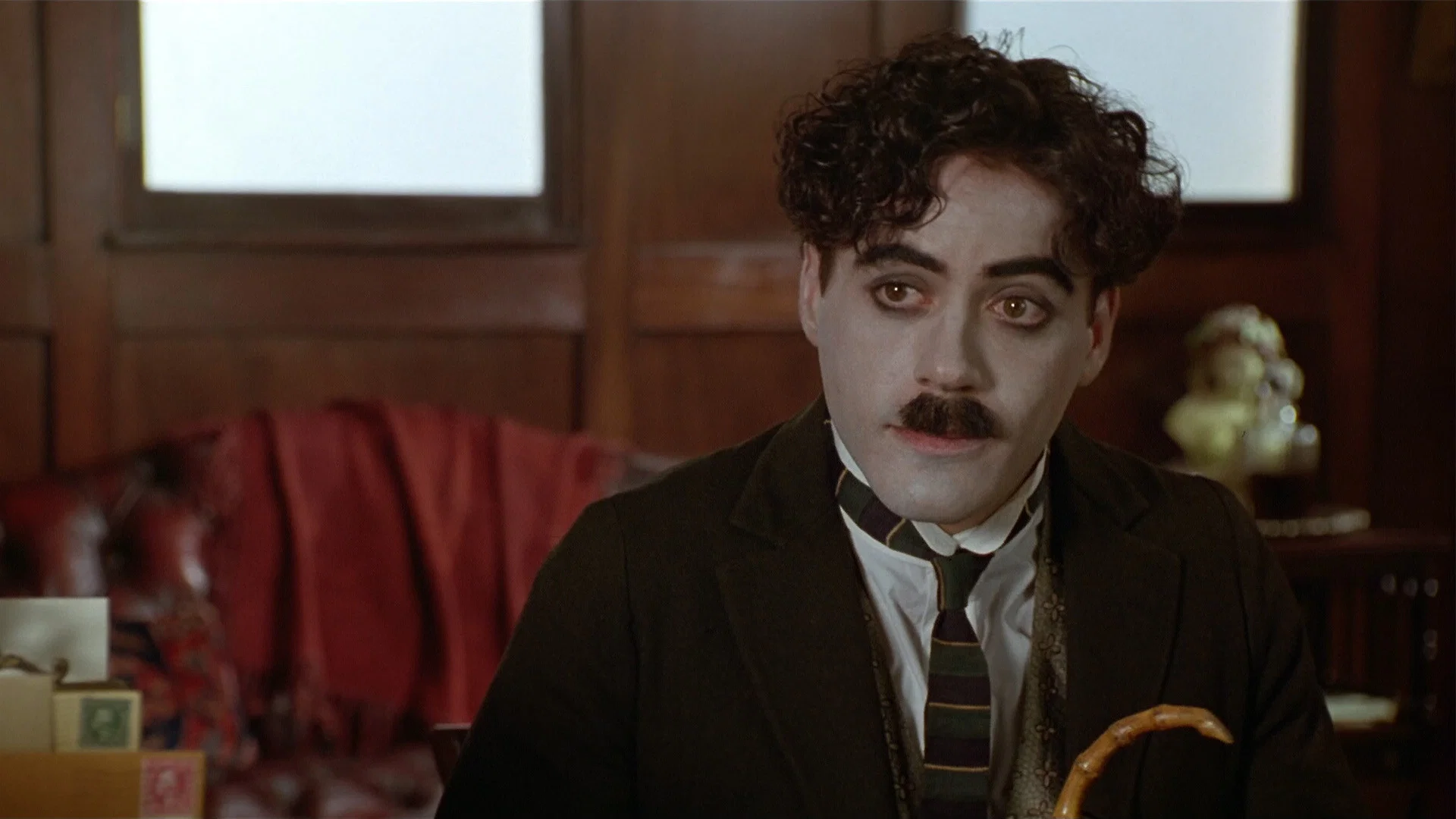 Chaplin (1992) 1992, Anthony Hopkins, Biyografi, Charless Chaplin, Dan Aykroyd, David Robinson, Diana Hawkins, Dram, Geraldine Chaplin, John Thaw, Komedi, Marisa Tomei, Moira Kelly, Paul Rhys, Richard Attenborough, Robert Downey Jr.