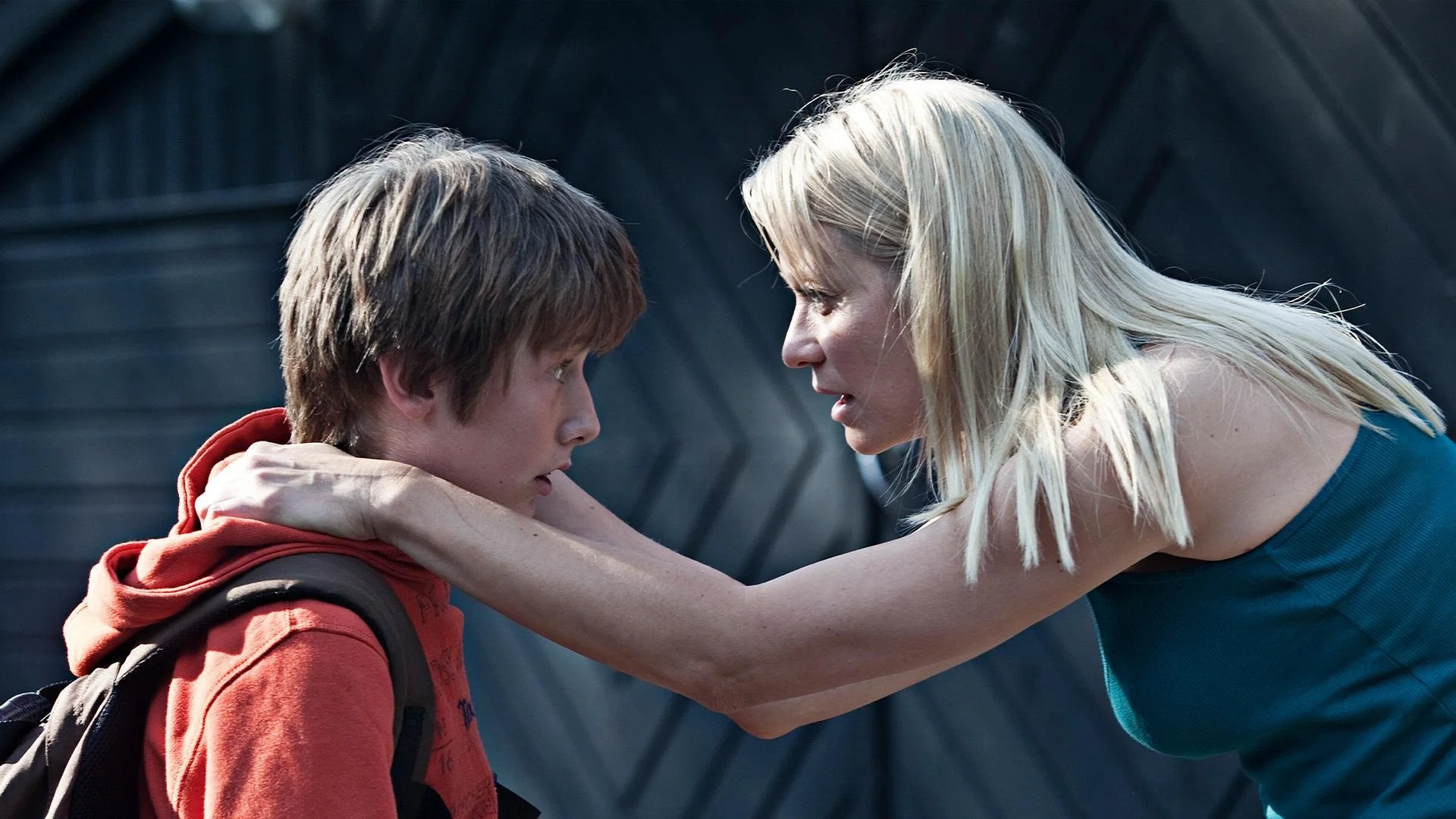 Daha İyi Bir Dünyada - In a Beter World (2010) 4 Daha İyi Bir Dünyada - In a Beter World (2010) 2010, Anders Thomas Jensen, Dram, Markus Rygaard, Mikael Persbrandt, Per Nielsen, Romantik, Susanne Bier, Trine Dyrholm, Will Johnson
