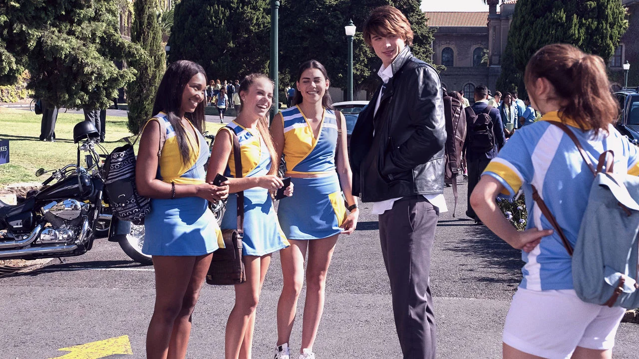 Delidolu - The Kissing Booth (2018) 2018, Beth Reekles, Jacob Elordi, Joel Courtney, Joey King, Komedi, Megan d Plessis, Romantik, Vince Marcello