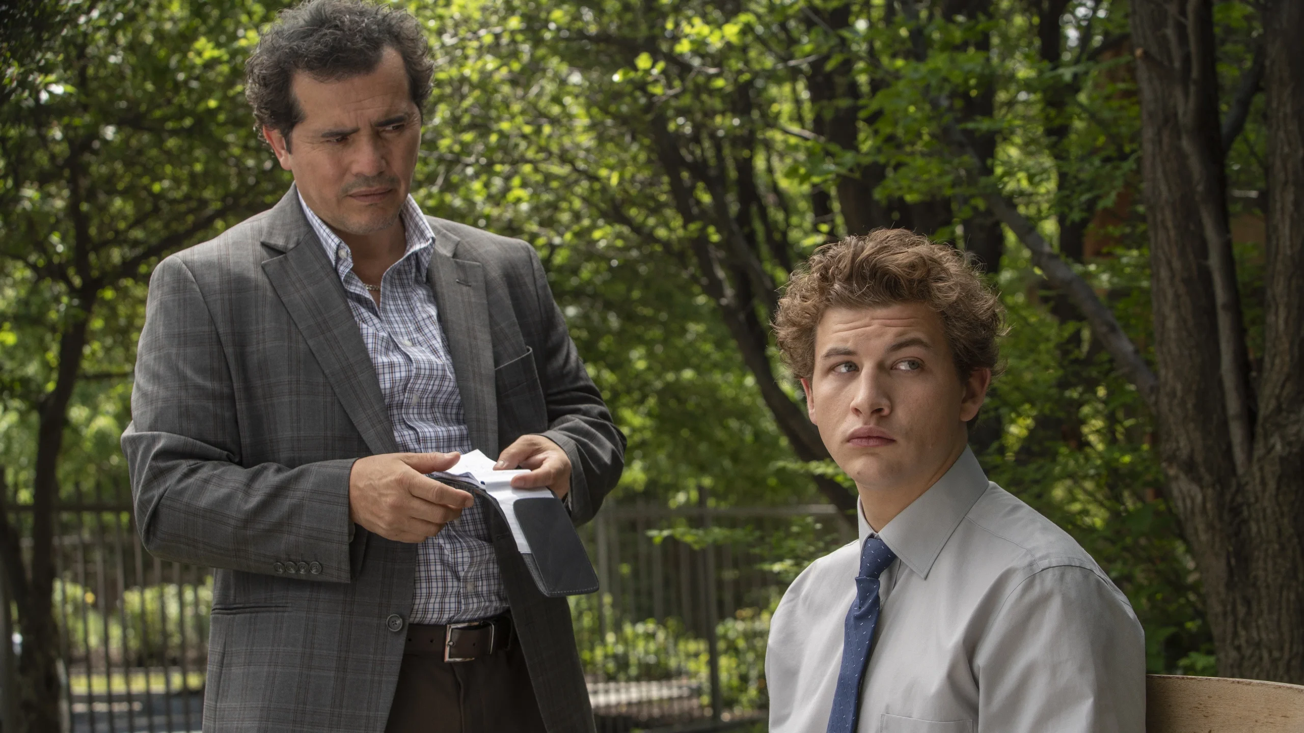 Gece Nöbeti - The Night Clerk (2020) 2020, Ana de Armas, Dram, Gerilim, Gizem, Helen Hunt, Jacque Gray, John Leguizamo, Johnathon Schaech, Michael Cristofer, Romantik, Suç, Tye Sheridan