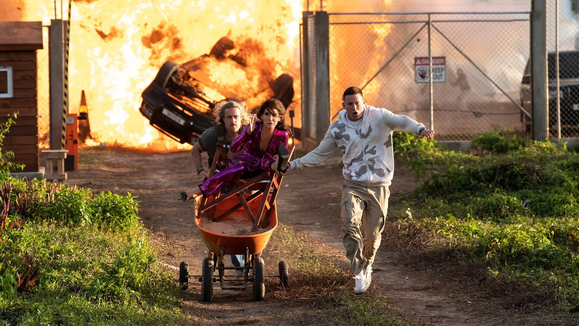 Kayıp Şehir - The Lost City (2022) 2022, Aaron Nee, Adam Nee, Aksiyon, Brad Pitt, Channing Tatum, Da'Vine Joy Randolph, Dana Fox, Daniel Radcliffe, Komedi, Macera, Oren Uziel, Oscar Nunez, Patti Harrison, Romantik, Sandra Bullock