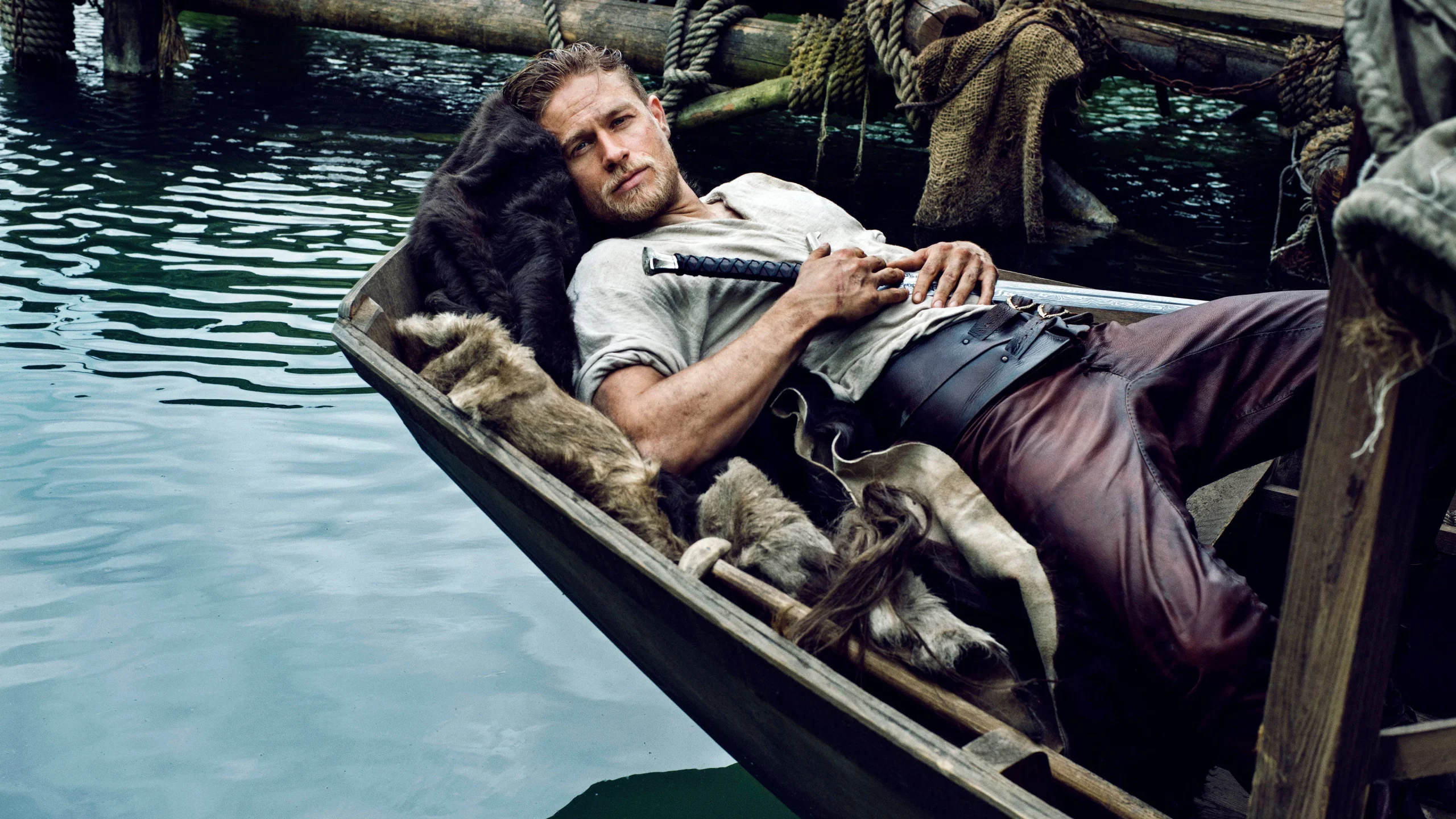 Kral Arthur: Kılıç Efsanesi - King Arthur: Legend of the Sword (2017) 2017, Aidan Gillen, Astrid Berges-Frisbey, Charlie Hunnam, Djimon Hounsou, Dram, Fantastik, Freddie Fox, Guy Ritchie, Joby Harold, Jude Law, Lionel Wigram, Macera