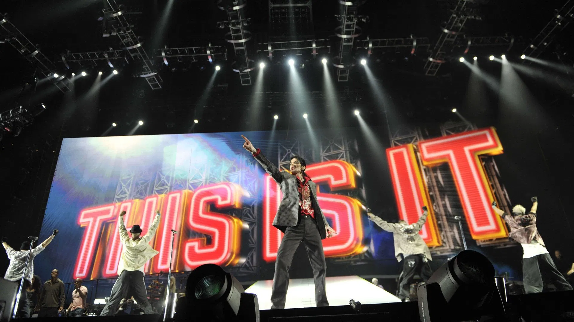 Michael Jackson's This Is It (2009) 2 2009 yapımı film Michael Jackson's This is It'in bilgileri, fragmanı ve diğer detayları içeriğimizde paylaşıldı.