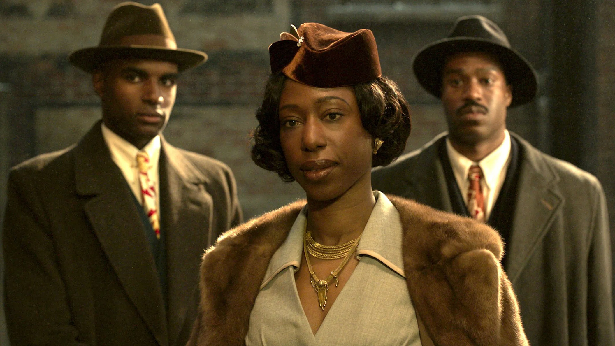 The Outfit (2022) 4 The Outfit (2022) 2022, Dram, Gerilim, Gizem, Graham Moore, John Gumley-Mason, Johnathan McClain, Mark Rylance, Stephen Knox, Suç, Zoey Deutch