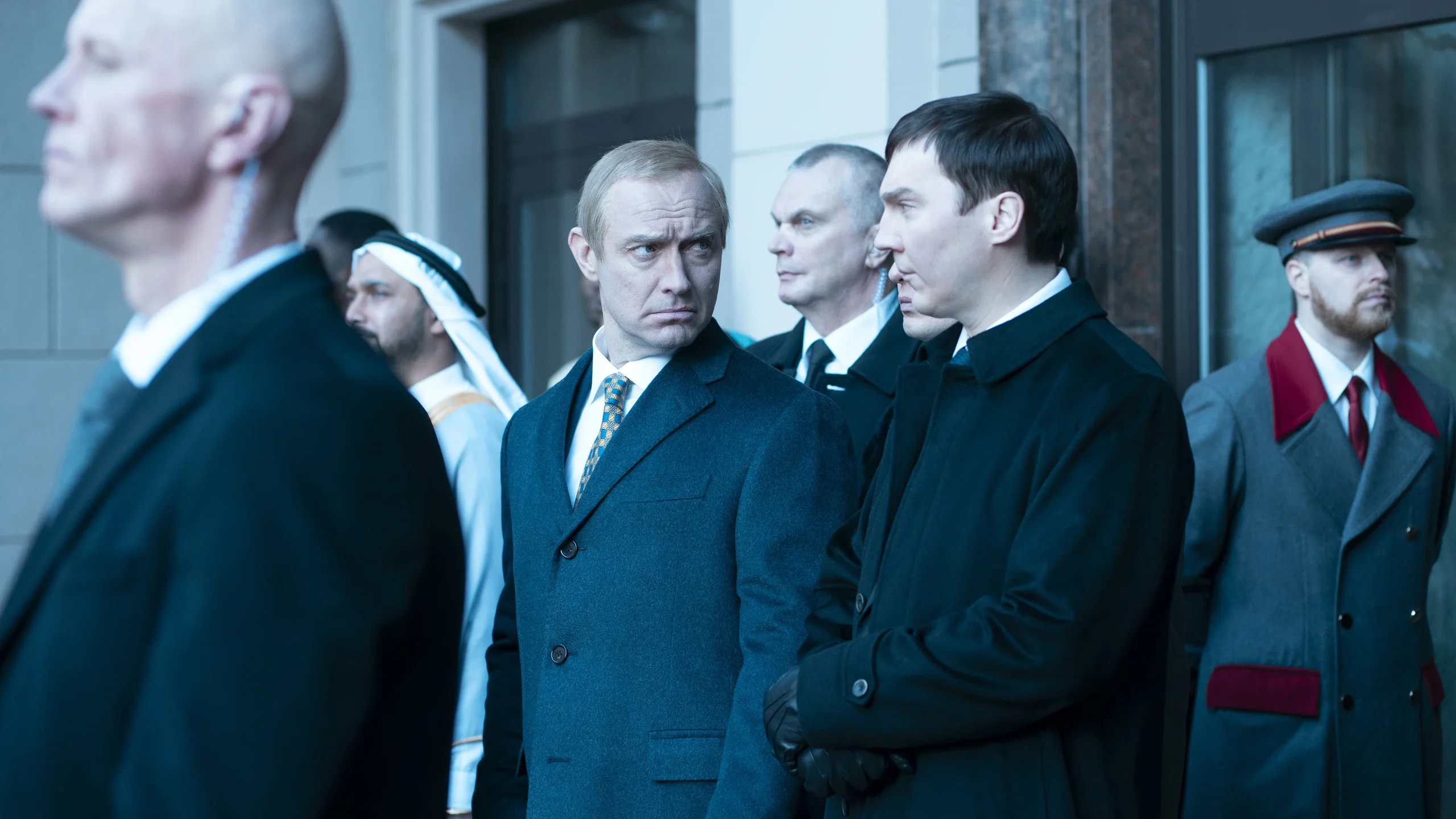 The Wizard of the Kremlin (2025) 3 The Wizard of the Kremlin (2025) 2025, Alicia Vikander, Anastasia Sutter, Andrei Zayats, Dram, Emmanuel Carrere, Gerilim, Giuliano Da Empoli, Jeffrey Wright, Jude Law, Olivier Assayas, Paul Dano, Romantik, Suç, Tarih, Tom Sturridge, Will Keen