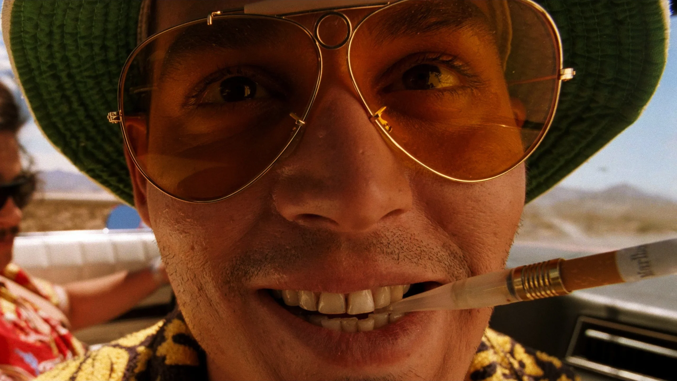 Vegas'ta Korku ve Nefret - Fear And Loathing in Las Vegas (1998) 4 Vegas'ta Korku ve Nefret - Fear And Loathing in Las Vegas (1998) 1998, Benicio Del Toro, Cameron Diaz, Dram, Hunter S. Thompson, Johnny Depp, Komedi, Macera, Michael Lee Gogin, Terry Gilliam, Tobey Maguire, Tony Grisoni