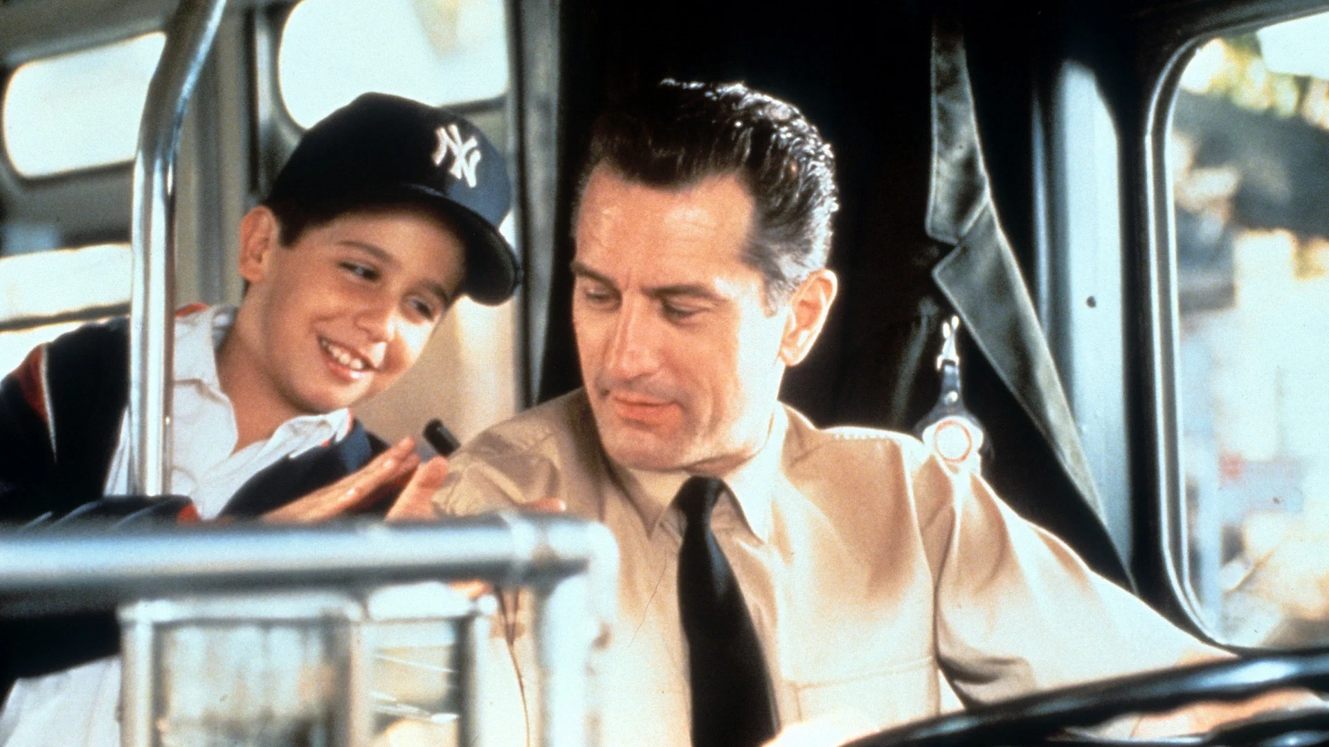1993 yapımı film Günaha Davet - A Bronx Tale'nin bilgileri, fragmanı ve diğer detayları içerikte yer alıyor.