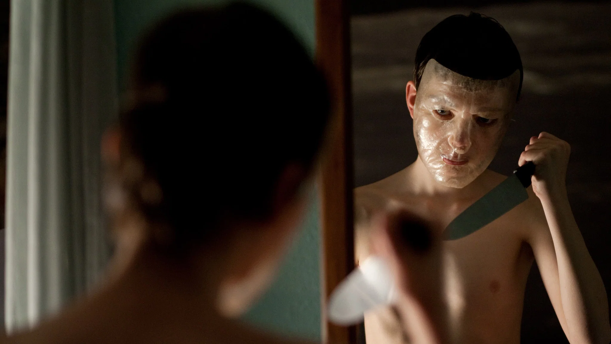 Kanıma Gir - Let Me In (2010) 4 Kanıma Gir - Let Me In (2010) 2010, Cara Buono, Chloe Grace Moretz, Dram, Elias Koteas, Fantastik, Gerilim, Gizem, John Ajvide Lindqvist, Kodi Smit-McPhee, Korku, Matt Reeves, Richard Jenkins, Sasha Barrese