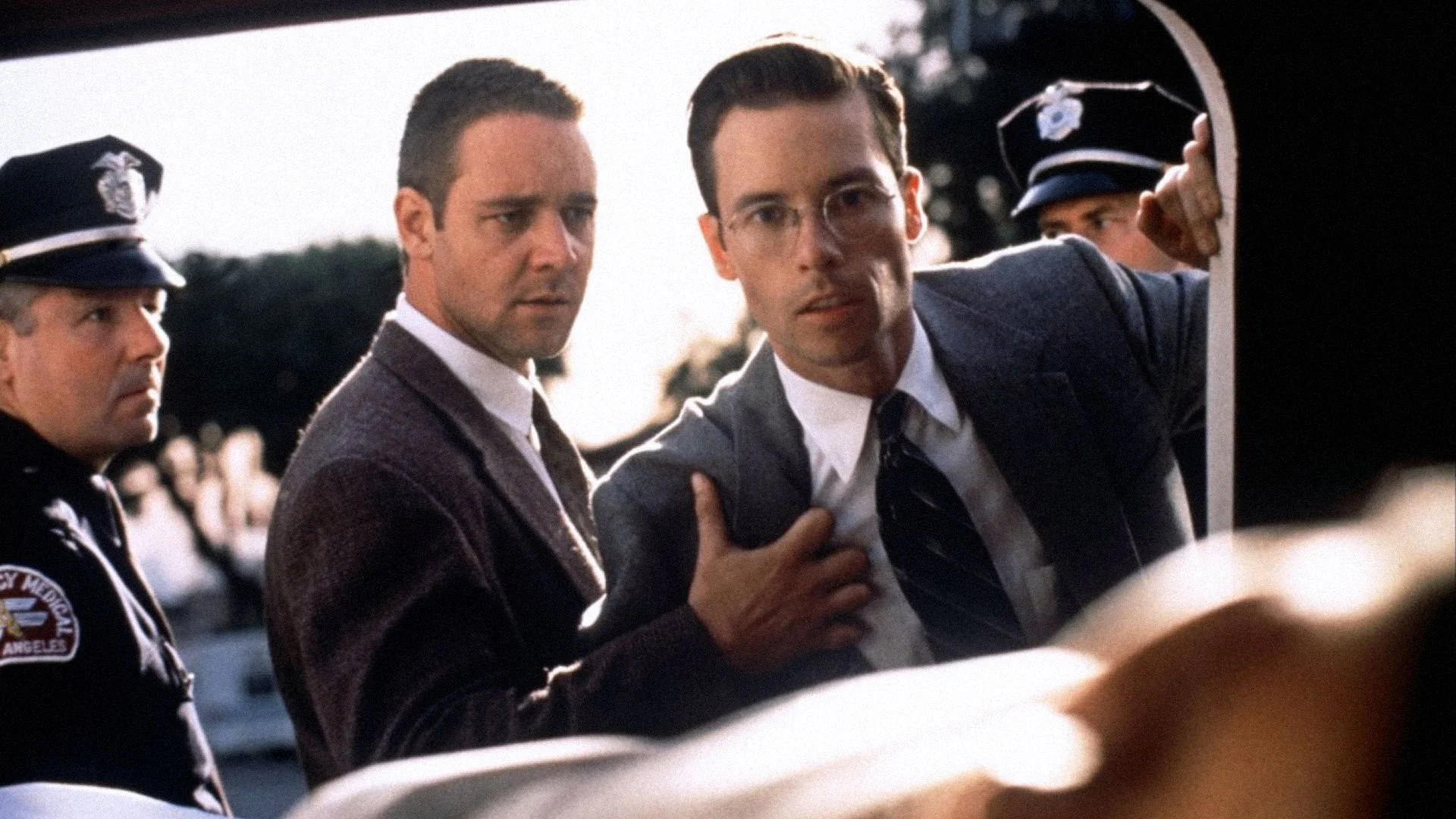 Los Angeles Sırları - L.A. Confidential (1997) 1997, Brian Helgeland, Curtis Hanson, Danny DeVito, David Strathairn, Dram, Gizem, Guy Pearce, James Cromwell, James Ellroy, Kevin Spacey, Kim Basinger, Russell Crowe, Suç