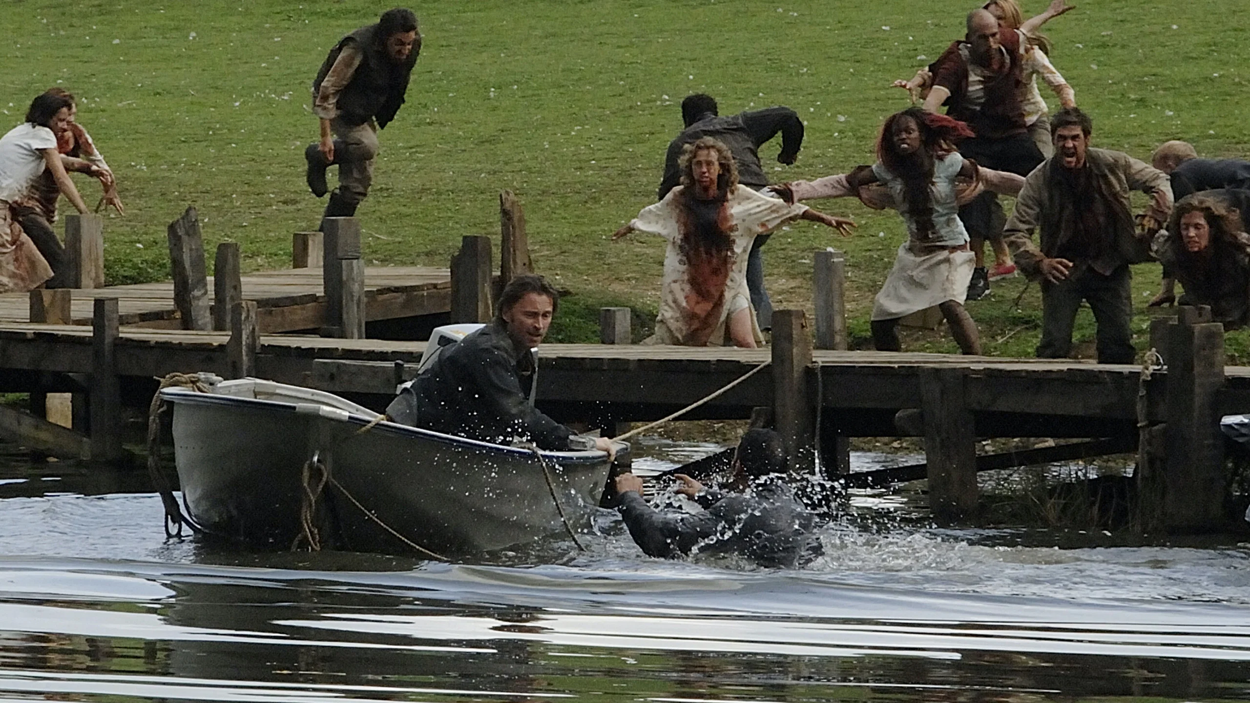 28 Hafta Sonra - 28 Weeks Later (2007) 2 2007 yapımı başarılı film 28 Hafta Sonra'nın bilgileri, fragmanı ve diğer detayları içerikte yer alıyor.