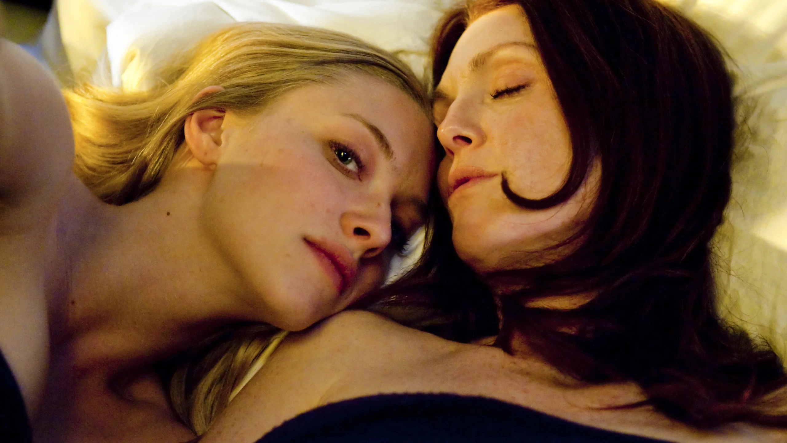 Büyük Hata - Chloe (2009) 5 Büyük Hata - Chloe (2009) 2009, Amanda Seyfried, Anne Fontaine, Atom Egoyan, Dram, Erin Cressida Wilson, Gerilim, Gizem, Julianne Moore, Liam Neeson