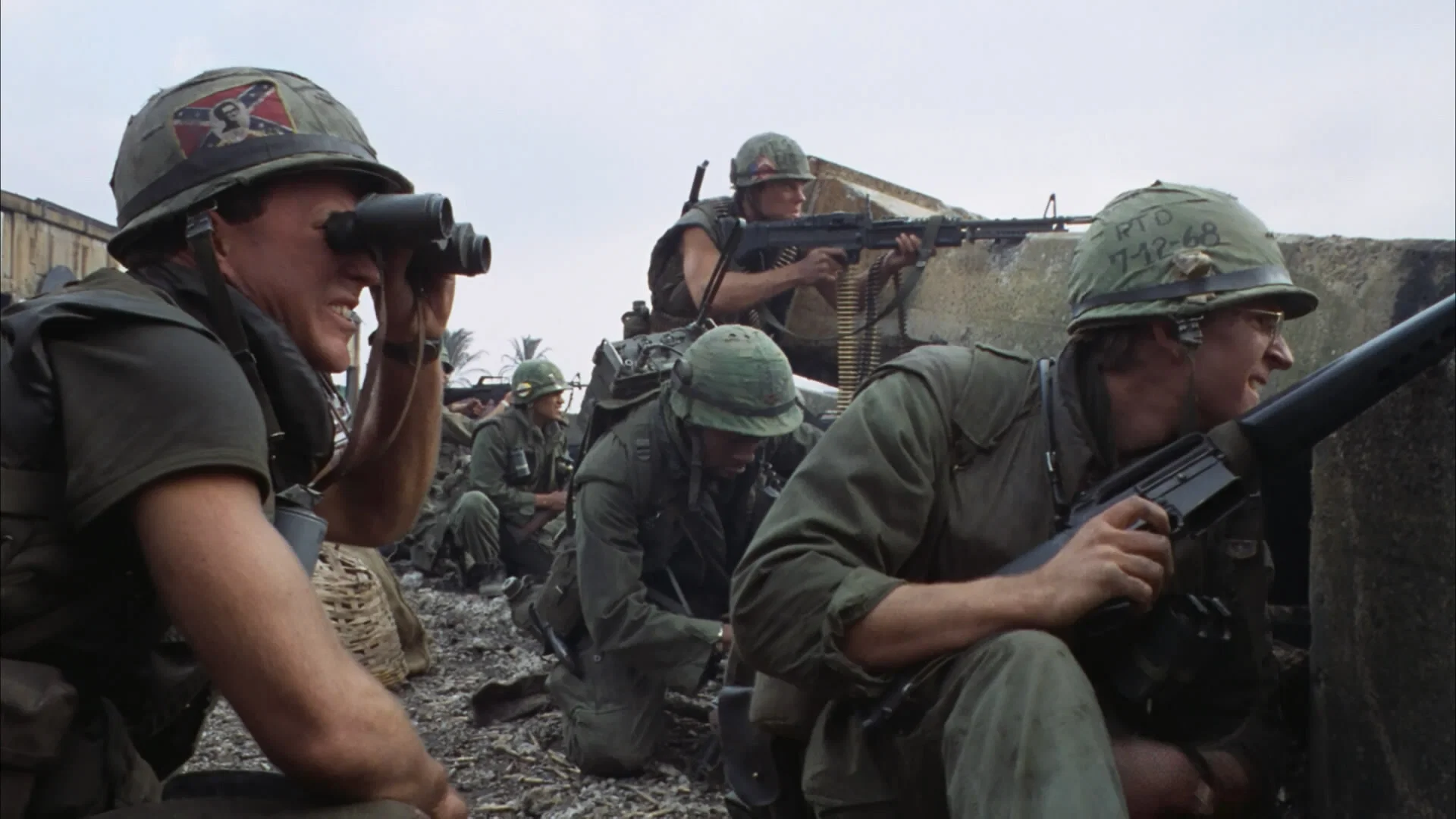 1987 yapımı film Full Metal Jacket'in bilgileri, fragmanı ve diğer detayları içerikte yer alıyor.