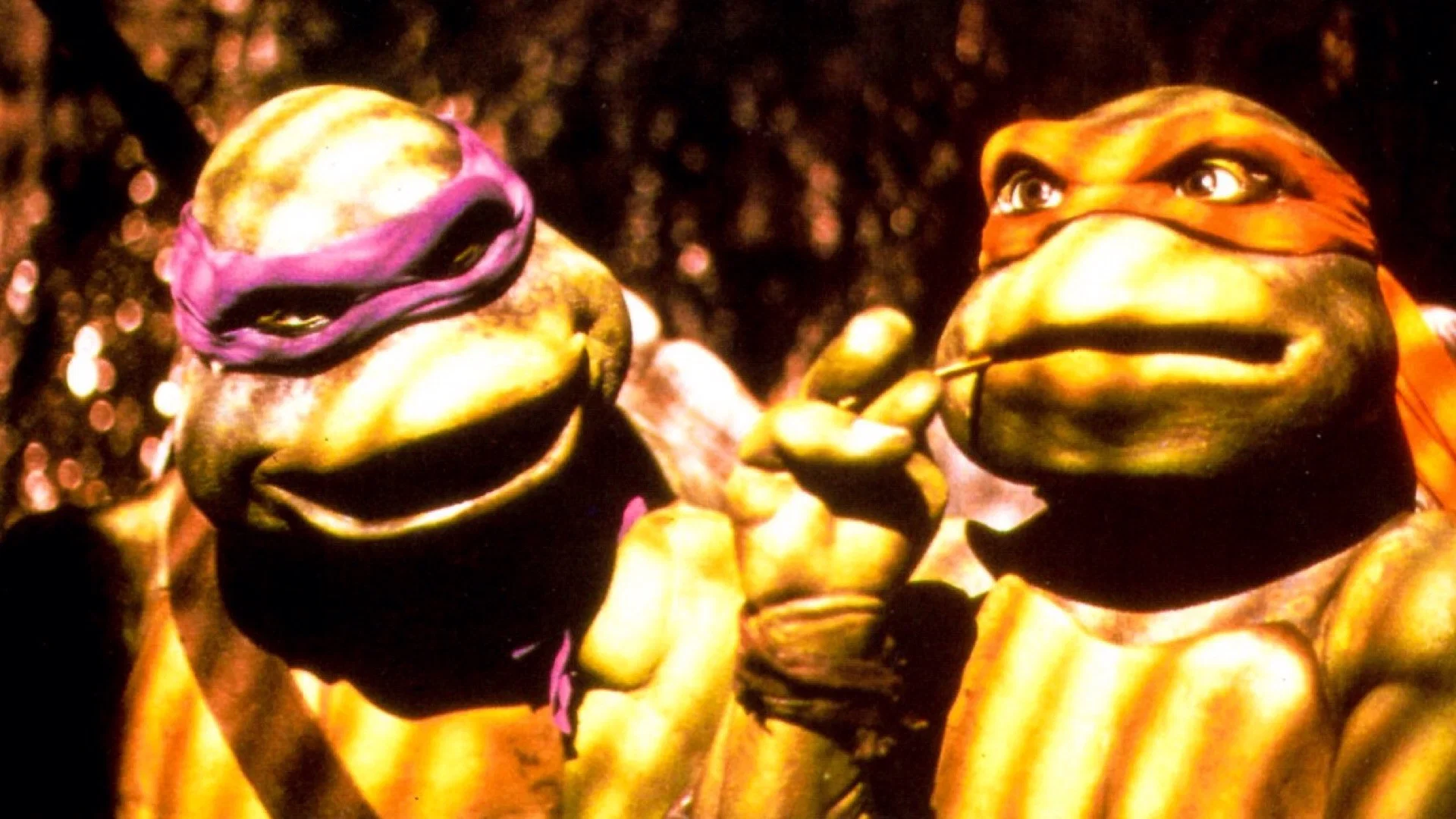 Ninja Kaplumbağalar - Teenage Mutant Ninja Turtles (1990) 1990, Aile, Aksiyon, Bobby Herbeck, Elias Koteas, Josh Pais, Judith Hoag, Kevin Eastman, Komedi, Macera, Peter Laird, Steve Barron