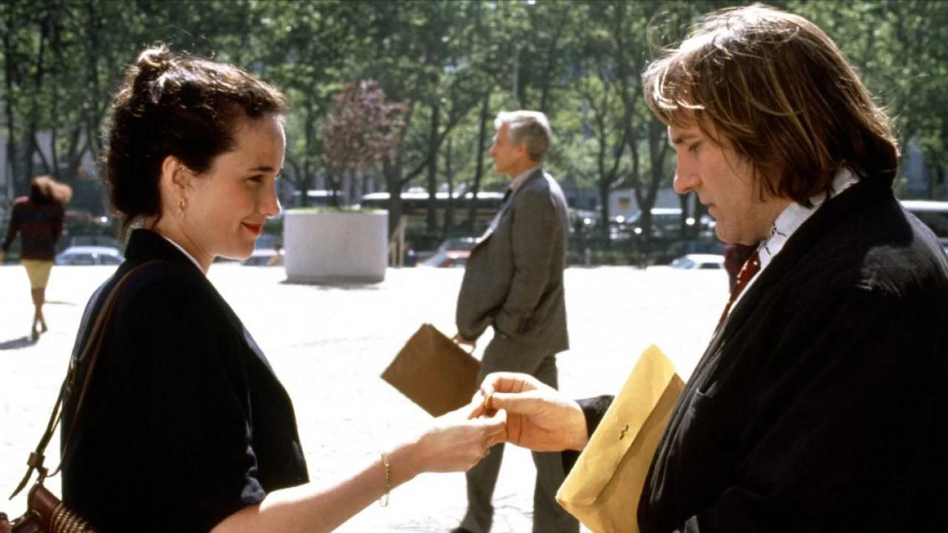 Yeşil Kart - Green Card (1990) 5 Yeşil Kart - Green Card (1990) 1990, Andie MacDowell, Bebe Neuwirth, Dram, Gerard Depardieu, Komedi, Peter Weir, Romantik