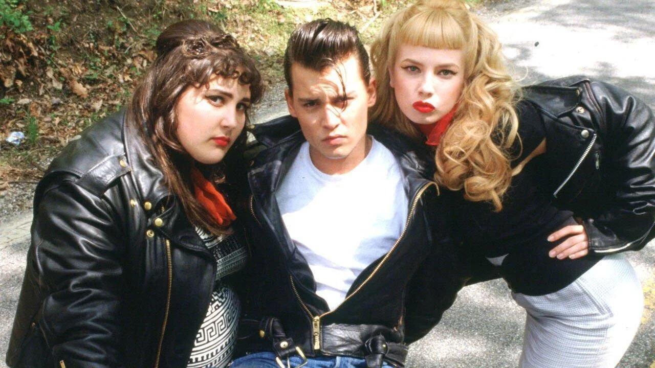 Sulu Göz 1990, Amerika Birleşik Devletleri, Amy Locane, Iggy Pop, İngilizce, John Waters, Johnny Depp, Komedi, Polly Bergen, Ricki Lake, Romantik, Stephen Mailer, Susan Tyrrell, Willem Dafoe