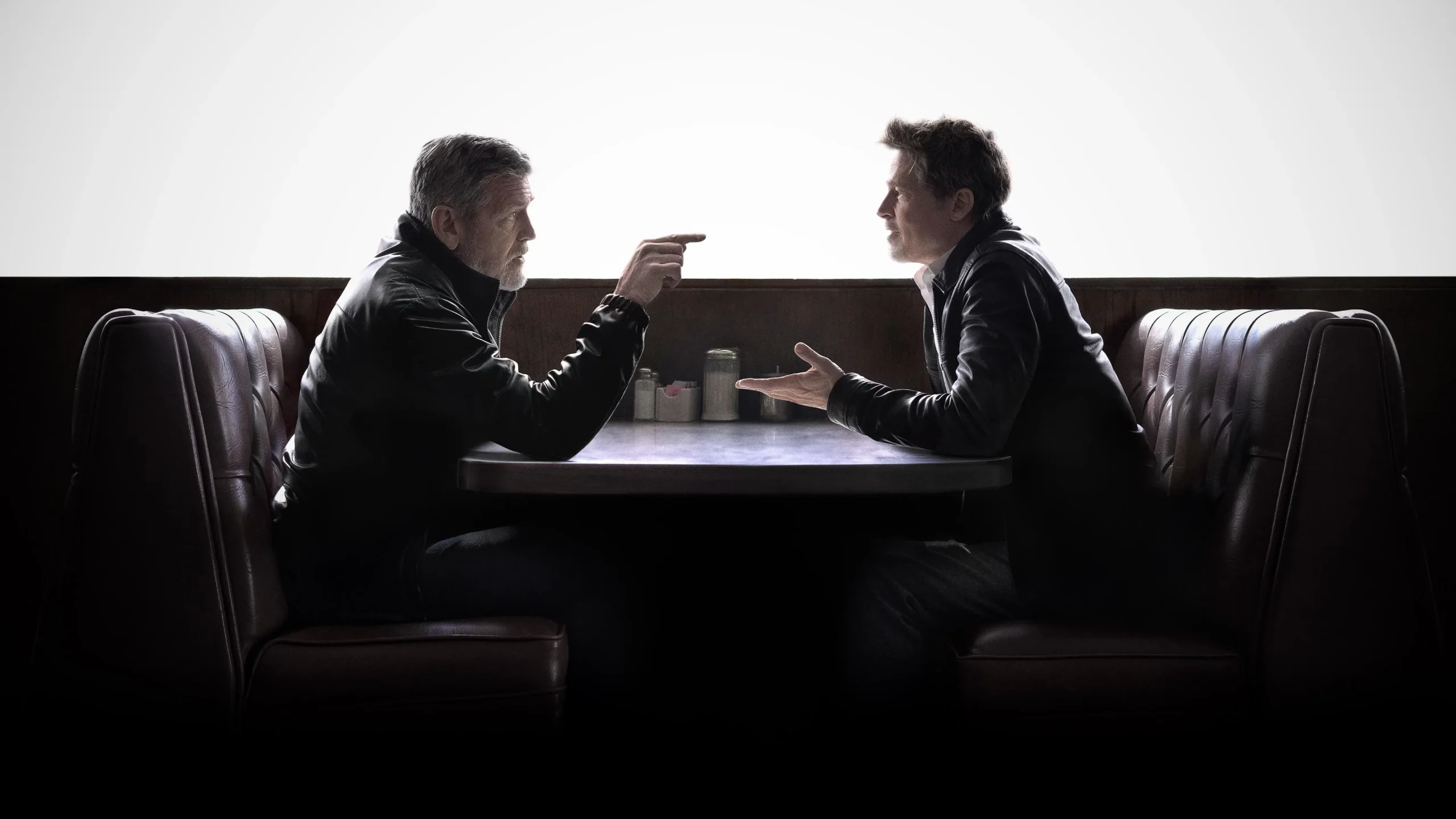 Yalnız Kurtlar 2024, Amerika Birleşik Devletleri, Amy Ryan, Austin Abrams, Brad Pitt, Frances McDormand, George Clooney, Hırvatça, İngilizce, Jon Watts, Komedi, Poorna Jagannathan, Richard Kind, Suç, Zlatko Burić