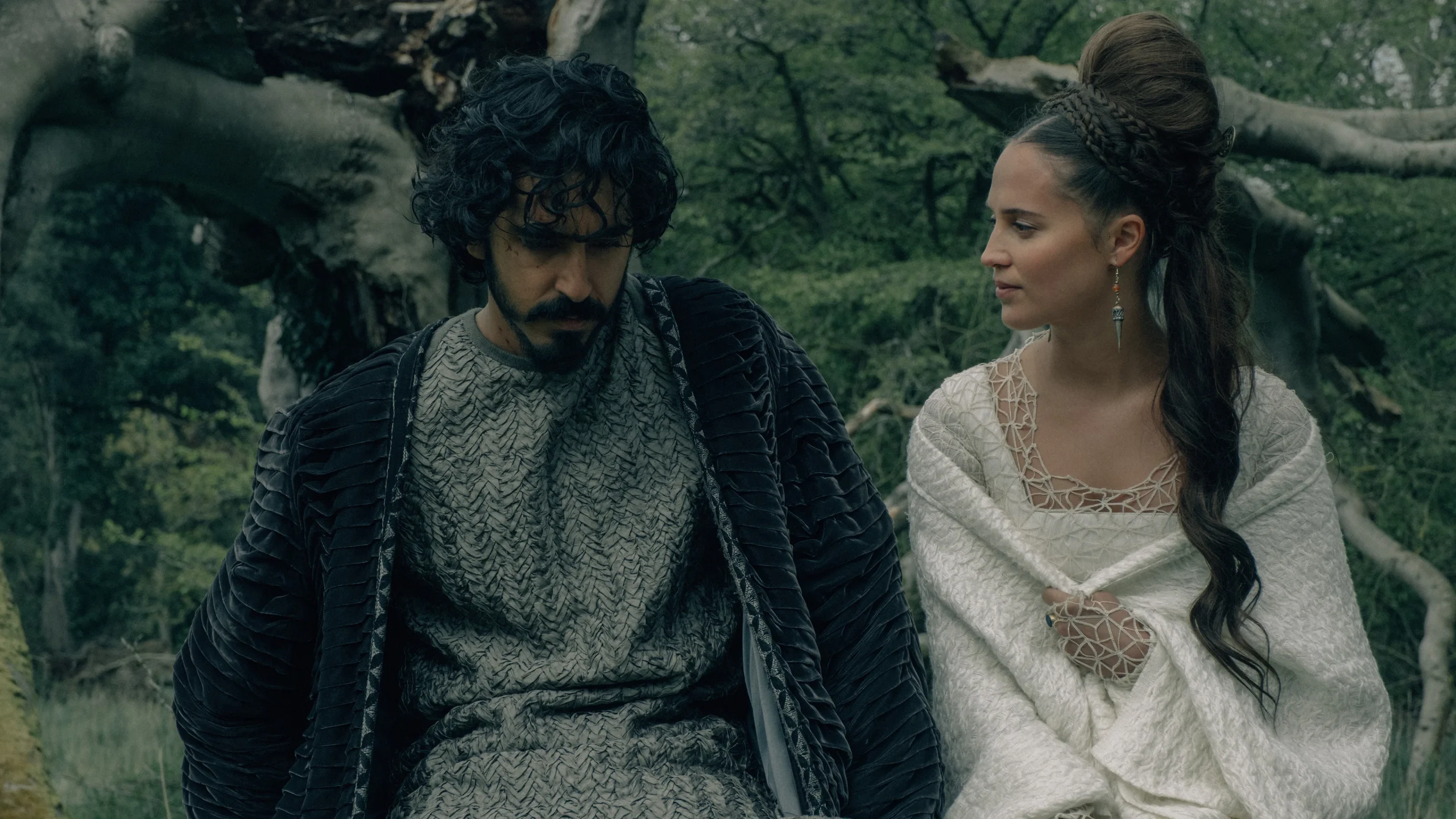 Yeşil Şövalye 2021, Alicia Vikander, Amerika Birleşik Devletleri, Barry Keoghan, David Lowery, Dev Patel, Dram, Fantastik, İngilizce, İrlanda, Joel Edgerton, Kanada, Kate Dickie, Macera, Ralph Ineson, Sarita Choudhury, Sean Harris